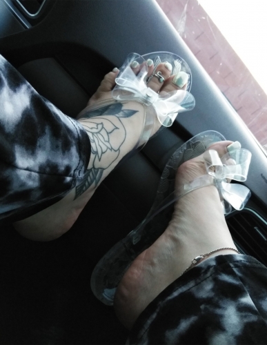 Toes Von Gothic Foot Models